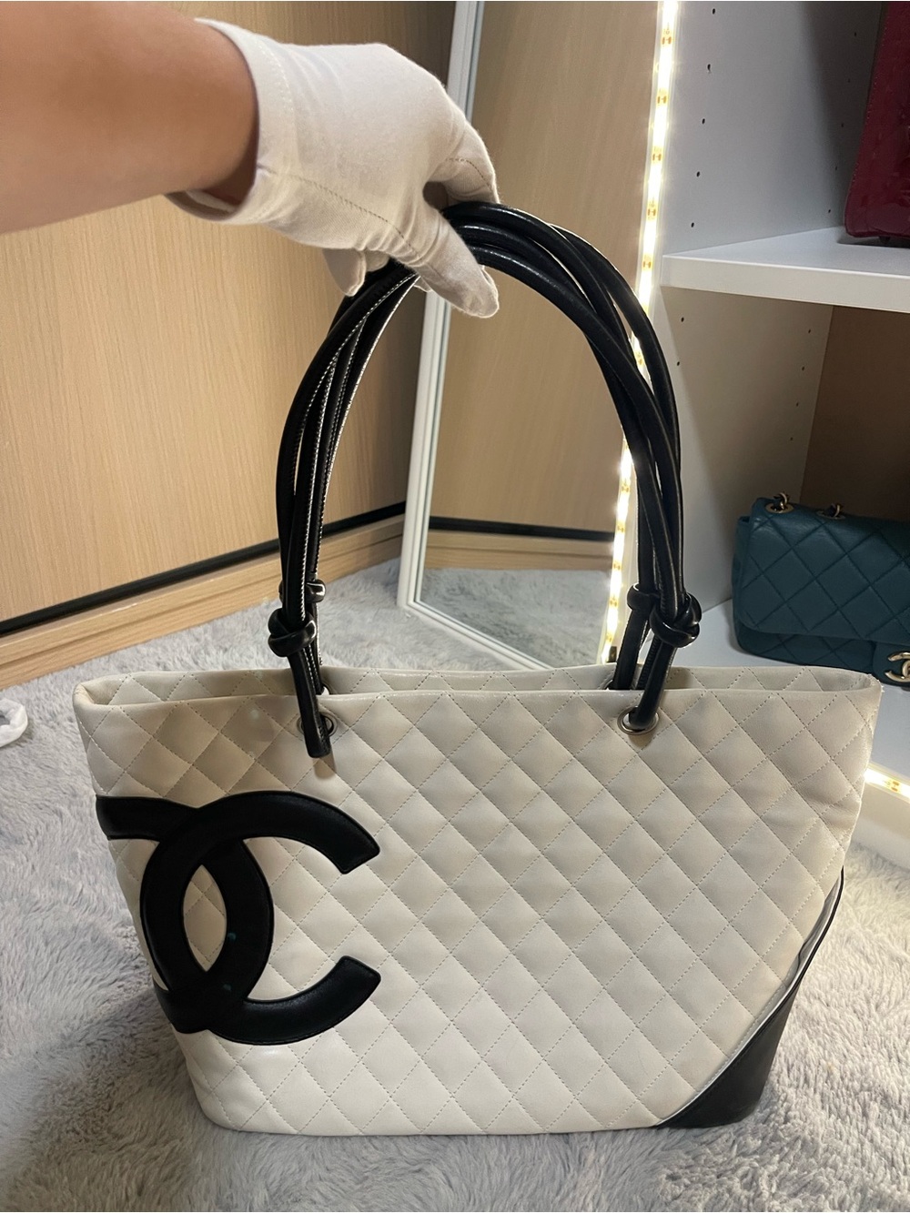 CHANEL Cambon while and black classic